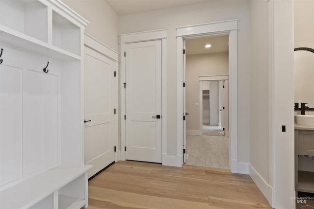 958 E Crescendo St, Meridian, ID 83642