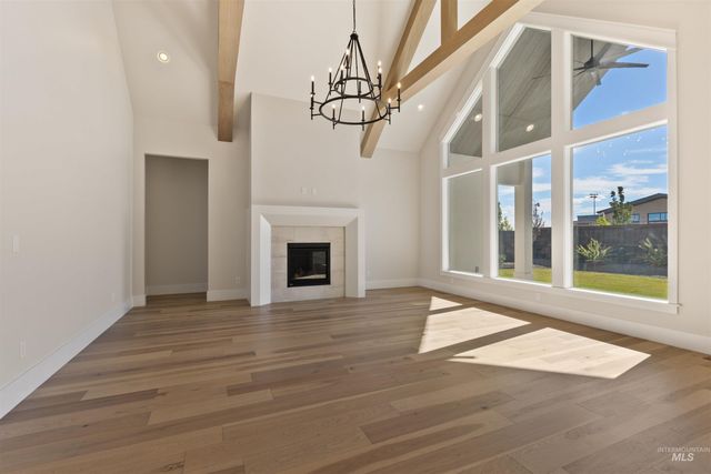 958 E Crescendo St, Meridian, ID 83642