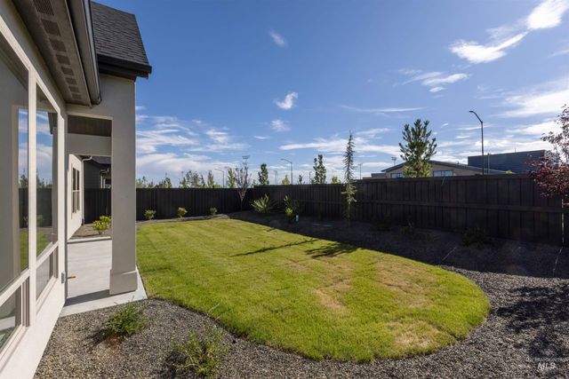 958 E Crescendo St, Meridian, ID 83642