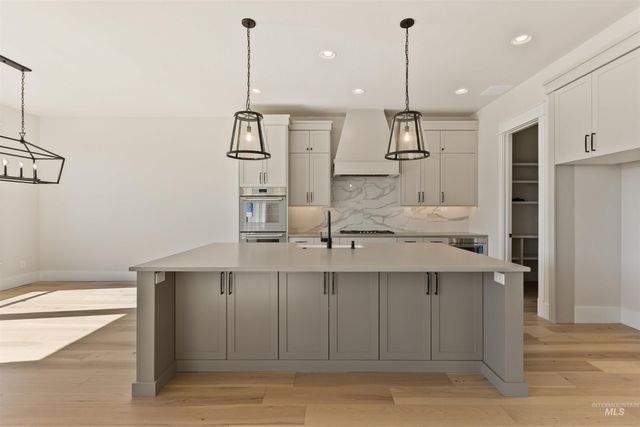 958 E Crescendo St, Meridian, ID 83642