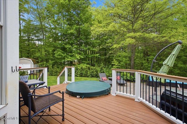11 Aspen Ridge, Queensbury, NY 12804