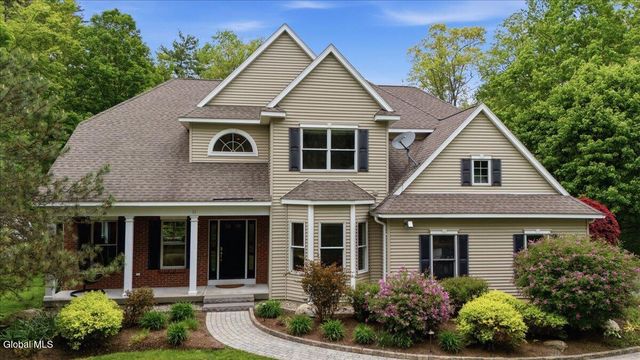 11 Aspen Ridge, Queensbury, NY 12804