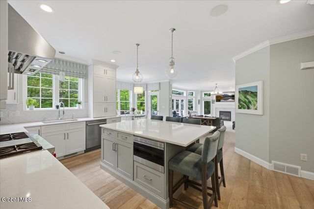 11 Aspen Ridge, Queensbury, NY 12804