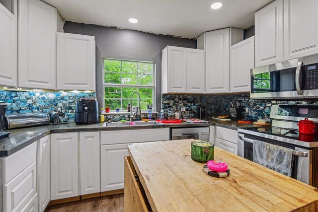 1014 Commerce Drive, Greenville, TX 75401