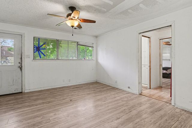 1014 Commerce Drive, Greenville, TX 75401