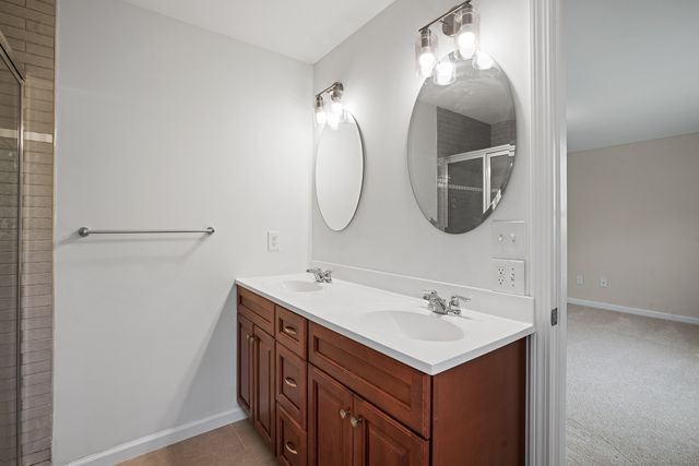 44 Shadybrook Lane, Waterbury, CT 06706