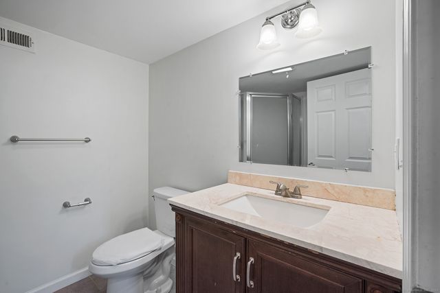 44 Shadybrook Lane, Waterbury, CT 06706