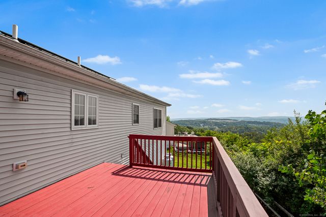 44 Shadybrook Lane, Waterbury, CT 06706