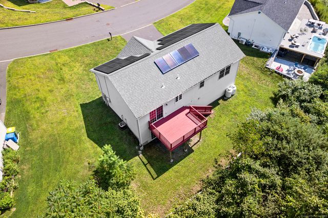 44 Shadybrook Lane, Waterbury, CT 06706