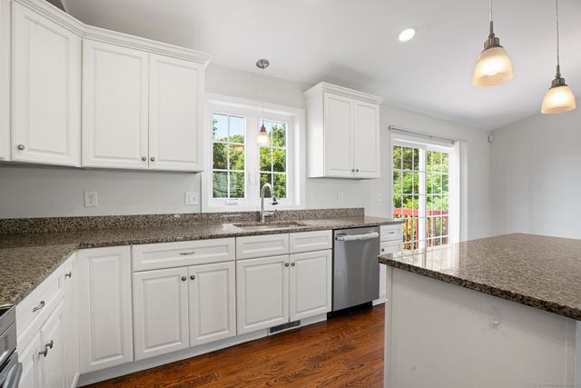 44 Shadybrook Lane, Waterbury, CT 06706