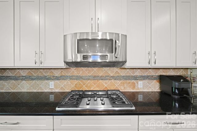 8635 Whitehawk Hill Road, Waxhaw, NC 28173