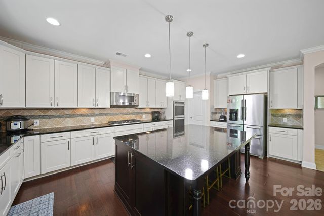 8635 Whitehawk Hill Road, Waxhaw, NC 28173