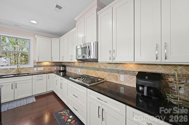 8635 Whitehawk Hill Road, Waxhaw, NC 28173