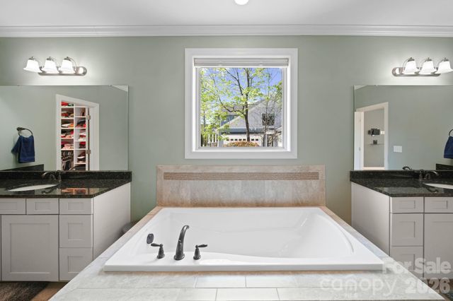8635 Whitehawk Hill Road, Waxhaw, NC 28173