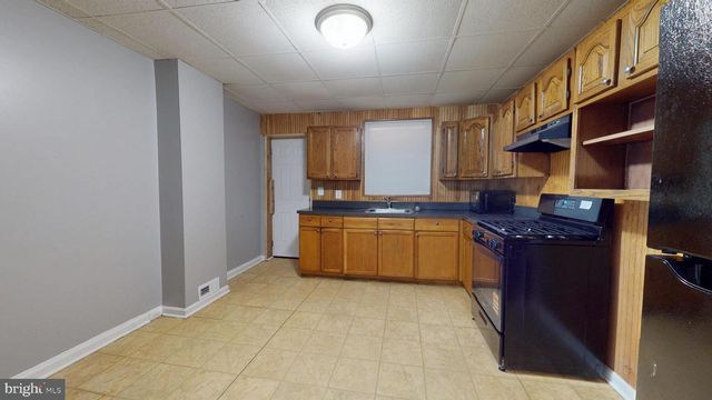 742 BARTLETT AVE, Baltimore, MD 21218