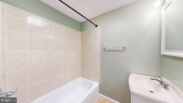 742 BARTLETT AVE, Baltimore, MD 21218