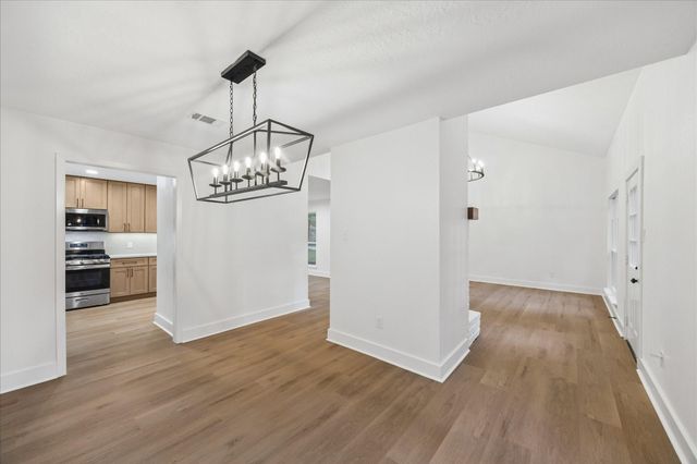 85 Yewleaf Drive, Spring, TX 77381
