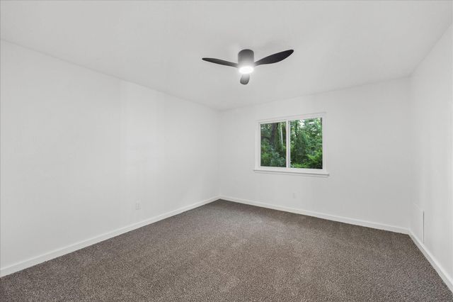 85 Yewleaf Drive, Spring, TX 77381