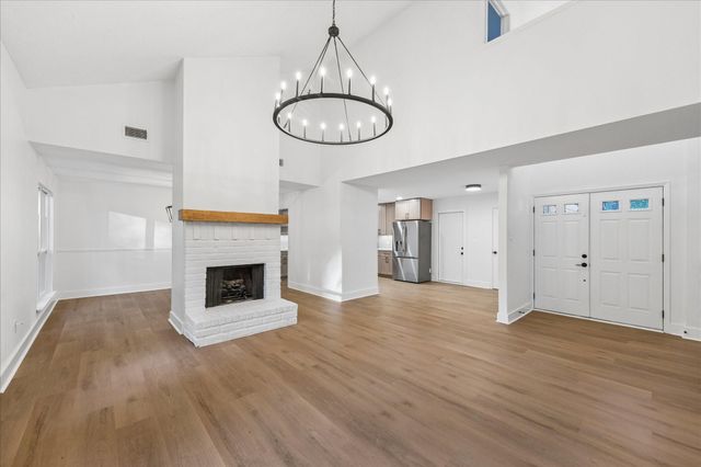 85 Yewleaf Drive, Spring, TX 77381