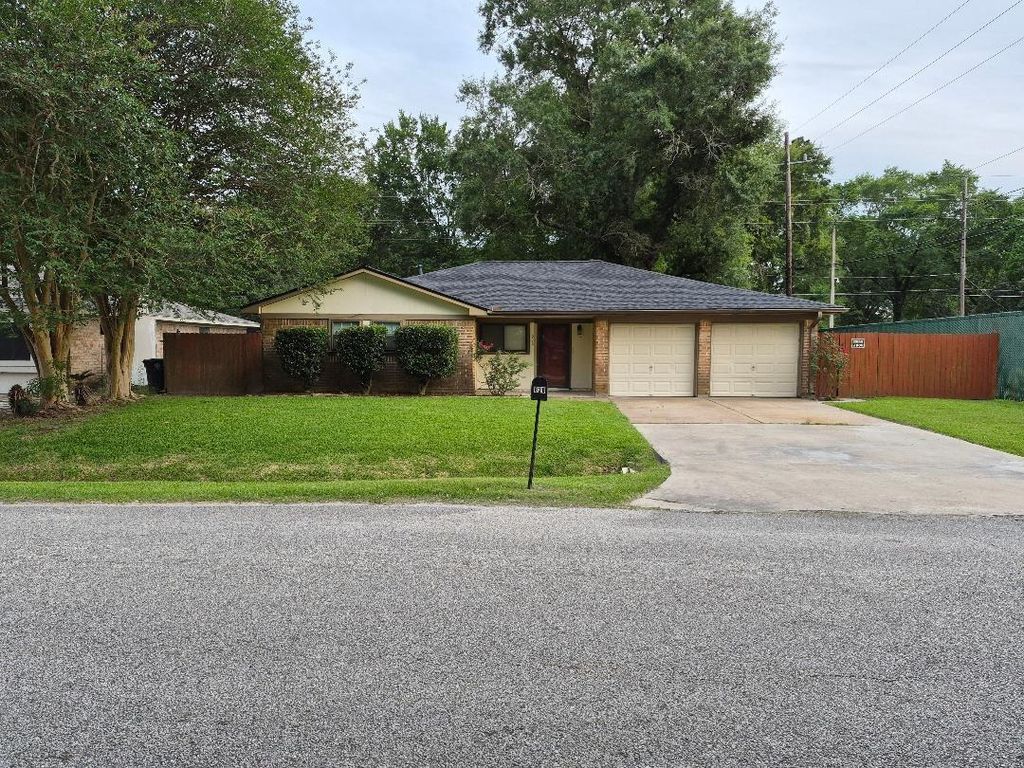 638 Cherry Valley Drive, Huffman, TX 77336