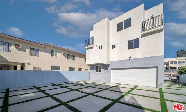 B N Park View Street, Los Angeles, CA 90026