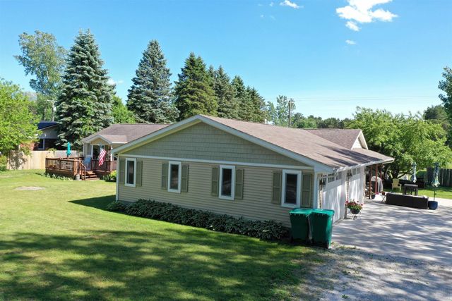 7124 Baker Road, Worth Twp, MI 48450