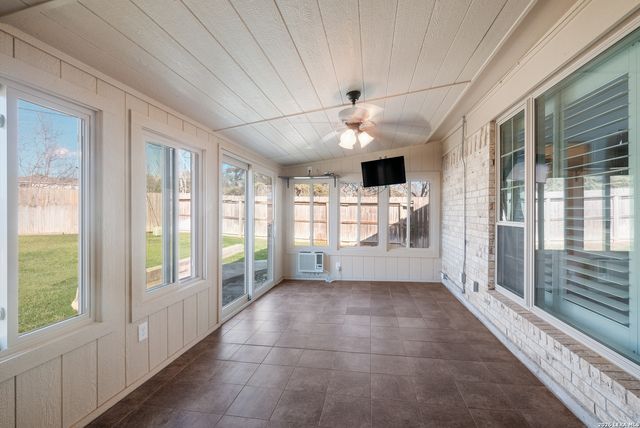 11622 Barrow, San Antonio, TX 78253