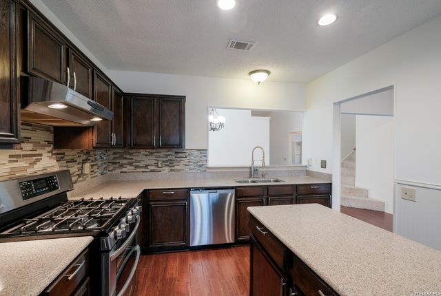 11622 Barrow, San Antonio, TX 78253