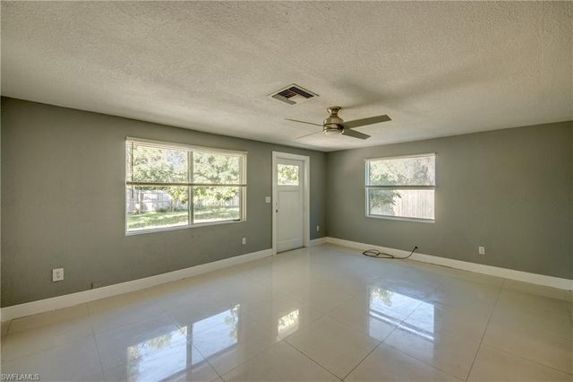 19330 Meredith RD, North Fort Myers, FL 33917