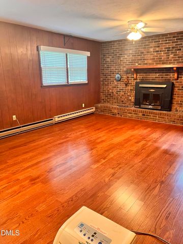 400 Briarcliff Lane, Cary, NC 27511