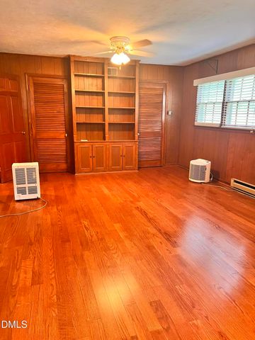 400 Briarcliff Lane, Cary, NC 27511