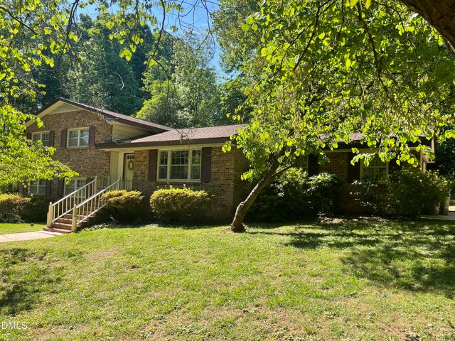 400 Briarcliff Lane, Cary, NC 27511