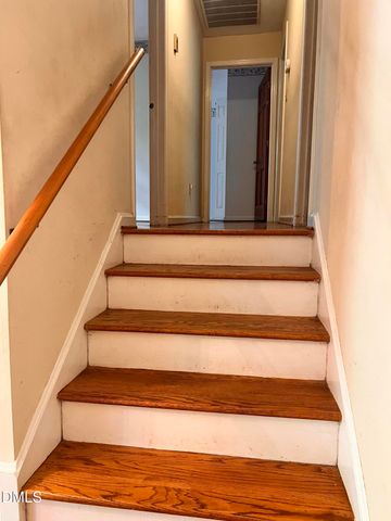 400 Briarcliff Lane, Cary, NC 27511