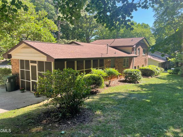 400 Briarcliff Lane, Cary, NC 27511