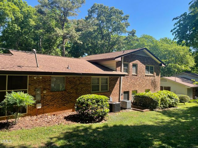 400 Briarcliff Lane, Cary, NC 27511