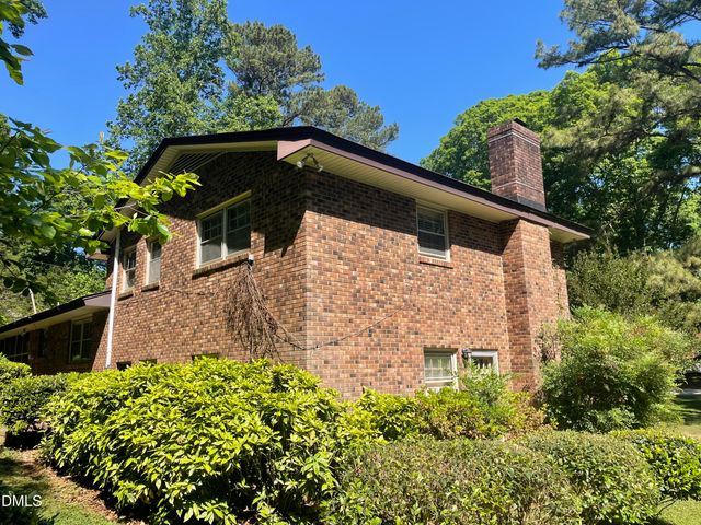400 Briarcliff Lane, Cary, NC 27511