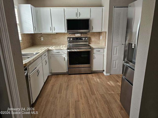 1463 Van Dyke Avenue SE, Palm Bay, FL 32909