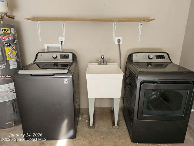 1463 Van Dyke Avenue SE, Palm Bay, FL 32909