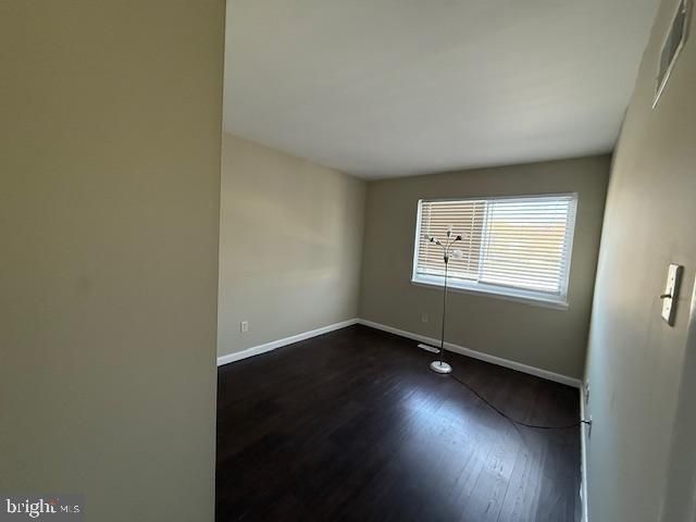 3304 GOLFVIEW, Newark, DE 19702