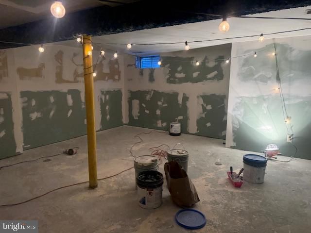 3304 GOLFVIEW, Newark, DE 19702