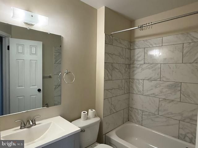 3304 GOLFVIEW, Newark, DE 19702