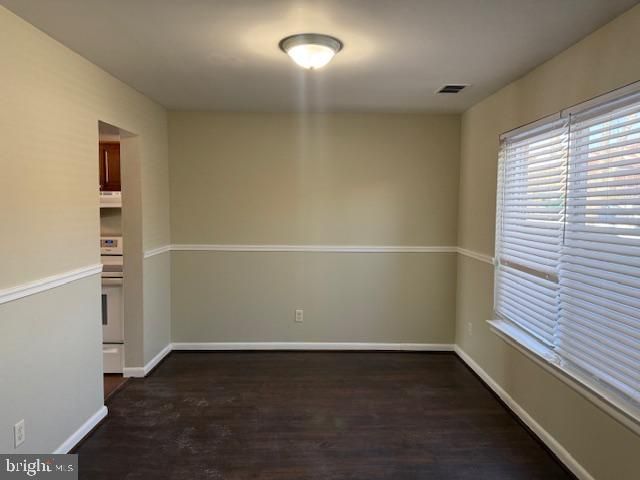 3304 GOLFVIEW, Newark, DE 19702