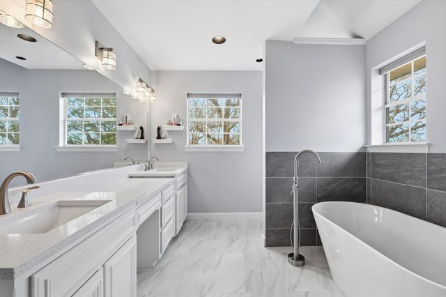 1606 Treehouse Lane N, Keller, TX 76262