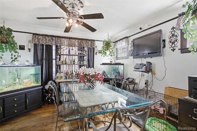 15400 Cruse Street, Detroit, MI 48227