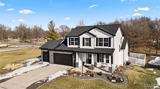 7368 Kindlewood Drive, Edwardsville, IL 62025