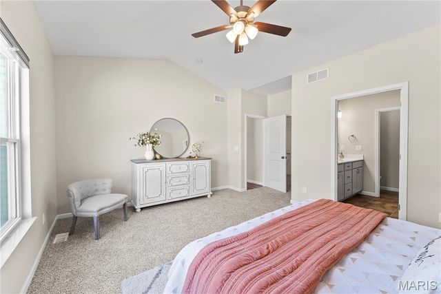 7368 Kindlewood Drive, Edwardsville, IL 62025