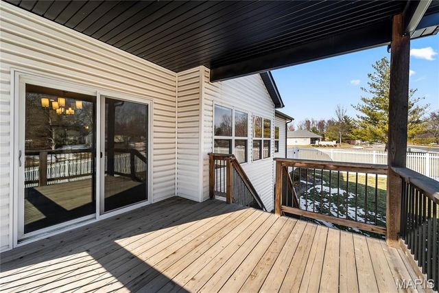 7368 Kindlewood Drive, Edwardsville, IL 62025