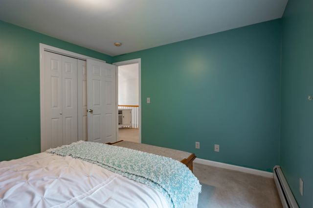 5 Blake Road, Raymond, NH 03077