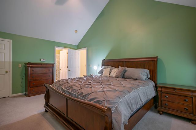 5 Blake Road, Raymond, NH 03077