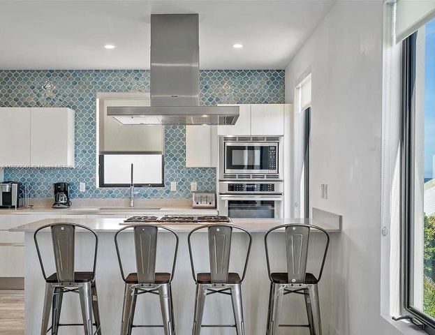 332 Balboa St 0, Hollywood, FL 33019